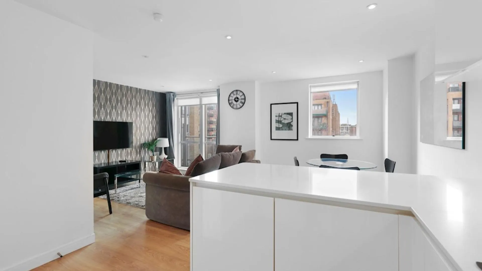 London East Side Wharf 2 Bed Apartment